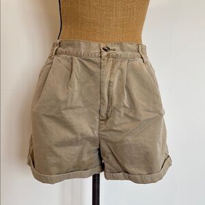 BDG Tan Bermudas High-Waisted Shorts